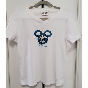 Vintage Early Y2K Disney World Dragon t-shirt